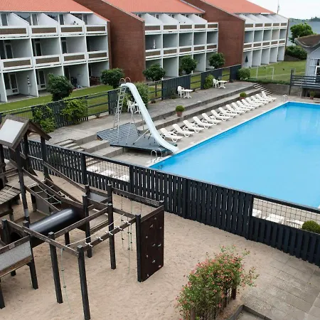 Lxii Apartment *